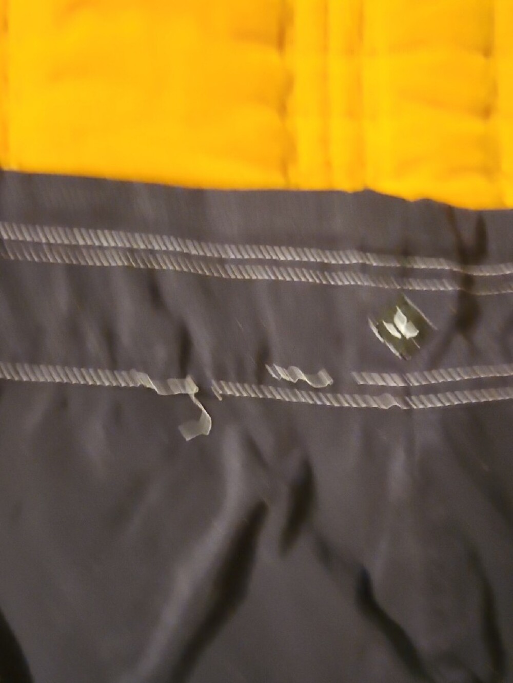 Prana Navy Cropped Pants with White Contrast Stitching - Picture 5 of 7
